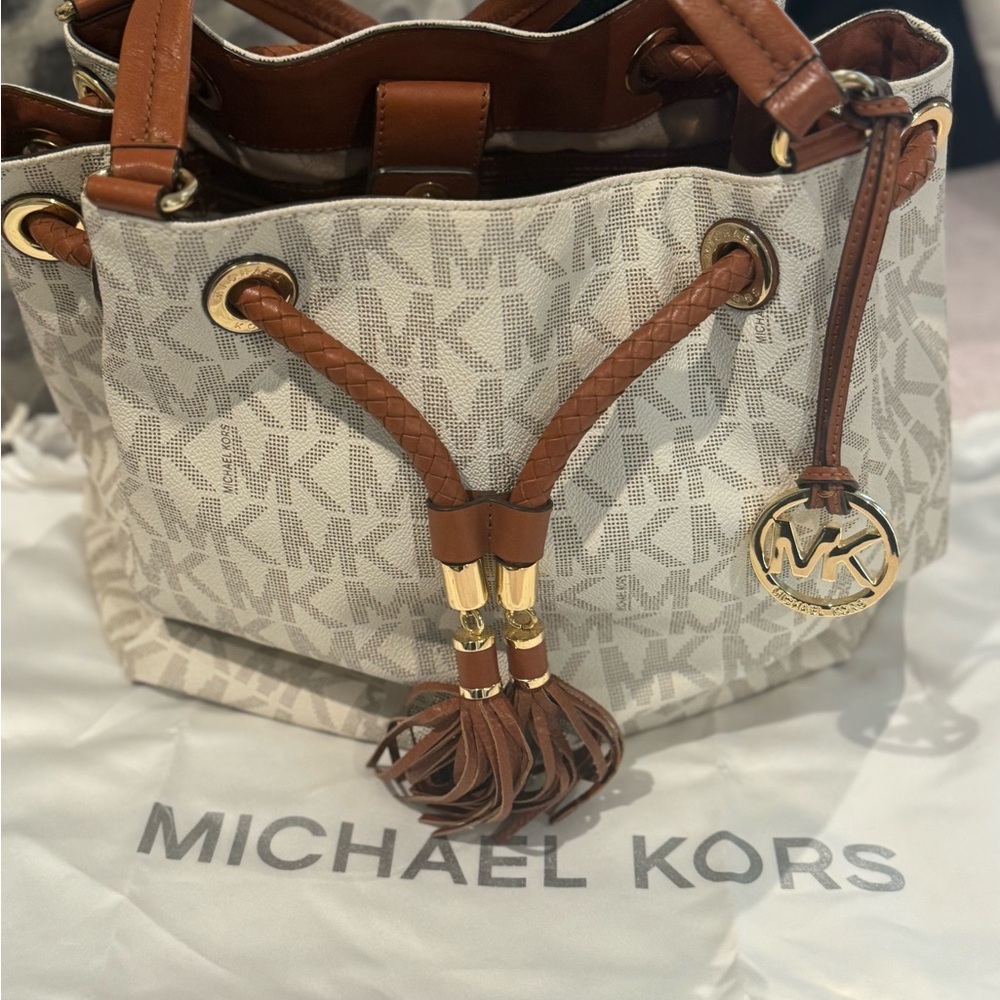 Michael Kors Cream and Tan Shoulder Bag